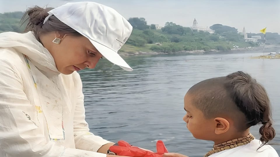 Neha Dhupia Joins Yamuna Cleanliness Drive, Encourages Govardhan Volunteer Bhagwat