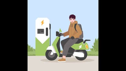 Delhi’s Aggressive EV Roadmap 2030: 100% Electric Two-Wheelers 2028, Govt Unveils ₹40,000 Cr Plan