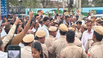 Case Registered Against JJP Leader Digvijay Chautala in Hisar for Attempting to Break Down Gate of GJU