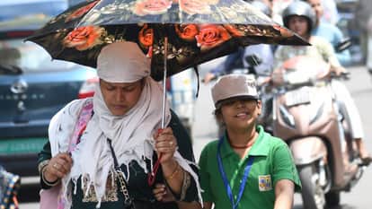 UP Scorching Heat Grips State Mercury Crosses Degrees District Scientists Predi