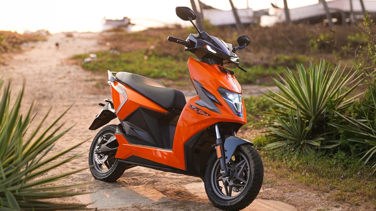 Simple Ultra Electric Scooter Launched in India with Long Range and Advanced Features