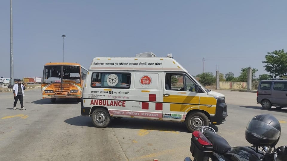 Roadways bus collides with truck in Mainpuri after brake failure