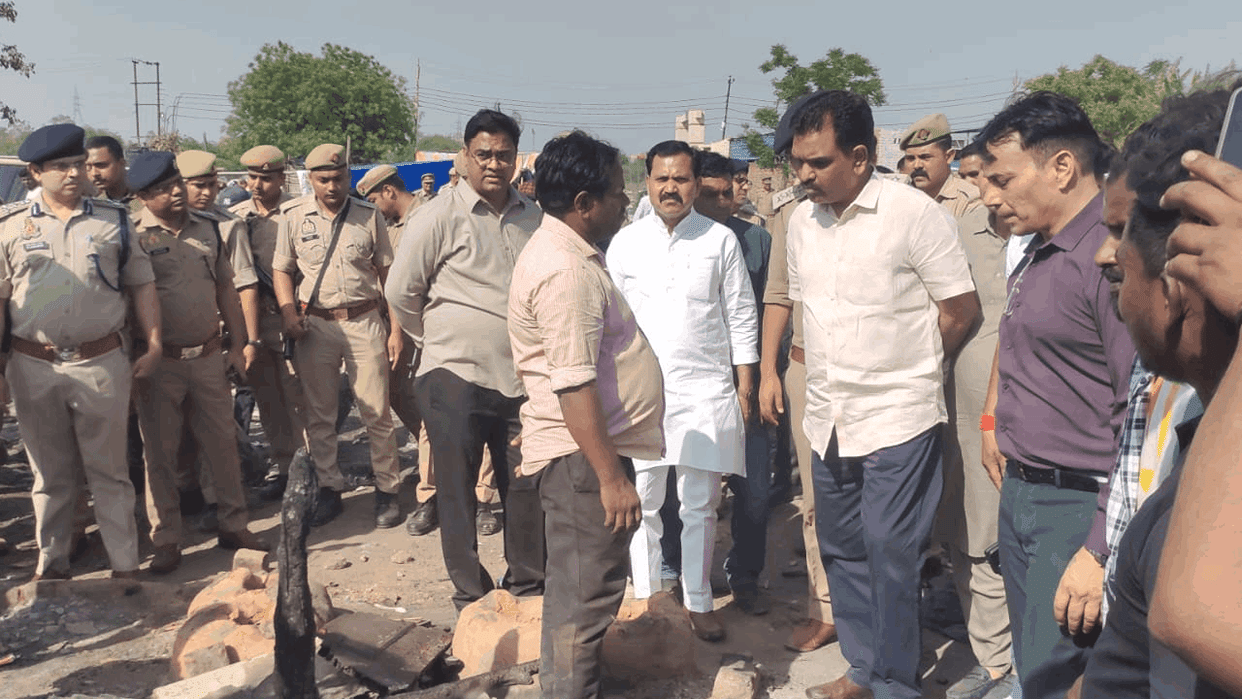 We will stand with victims of Ghaziabad Kanawani fire tragedy says Minister Asim Arun