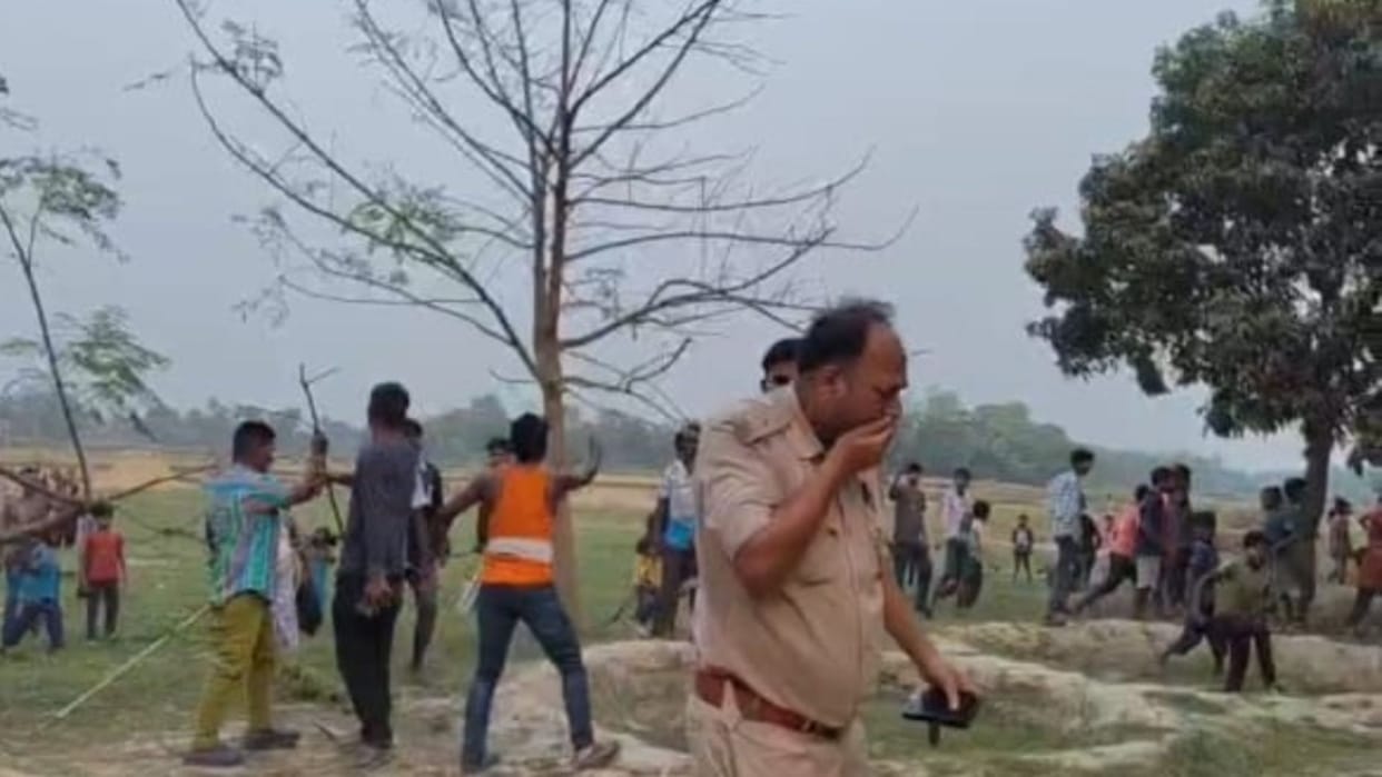 Prohibition Department team attacked ASI three police personnel injured Bihar