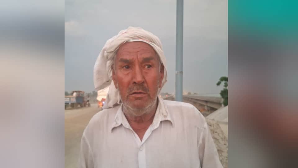 UP Farmers Stopped at Haryana Border With Wheat, Long Tractor Queues Disrupt Meerut-Karnal Highway