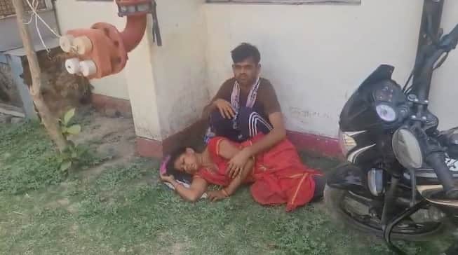 रोते बिलखते परिजन