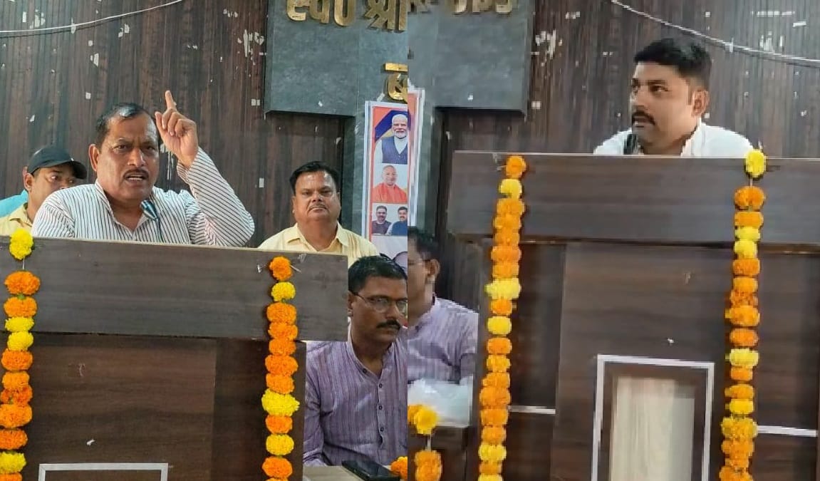 Hardoi Gopamau MLA said Those living off scraps shouldnt glare at us BC Issues Admonition Against Hooliganism