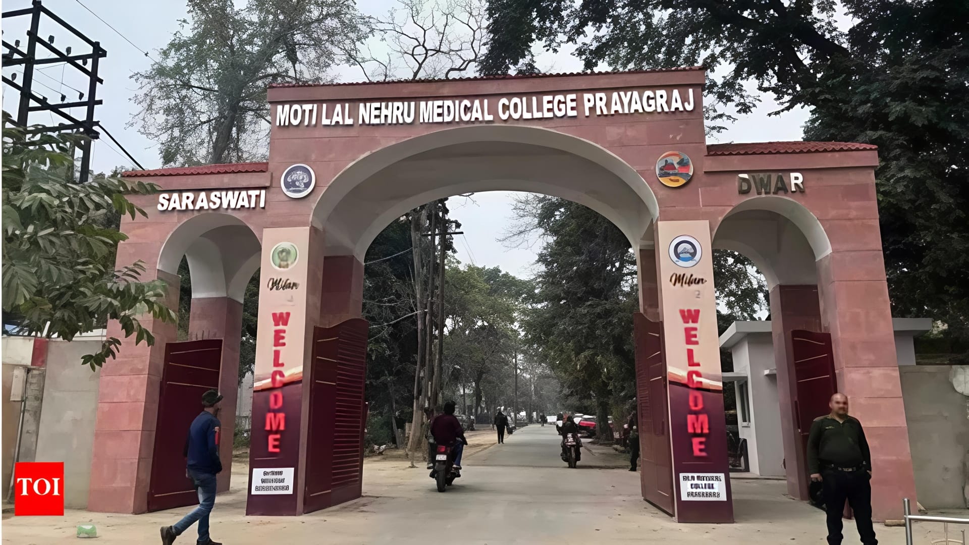 UP Big News Ragging reported at medical college in prayagraj History-sheeter murdered in Hapur