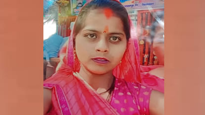 Kanpur: Woman hangs herself; helpless husband records video of the suicide