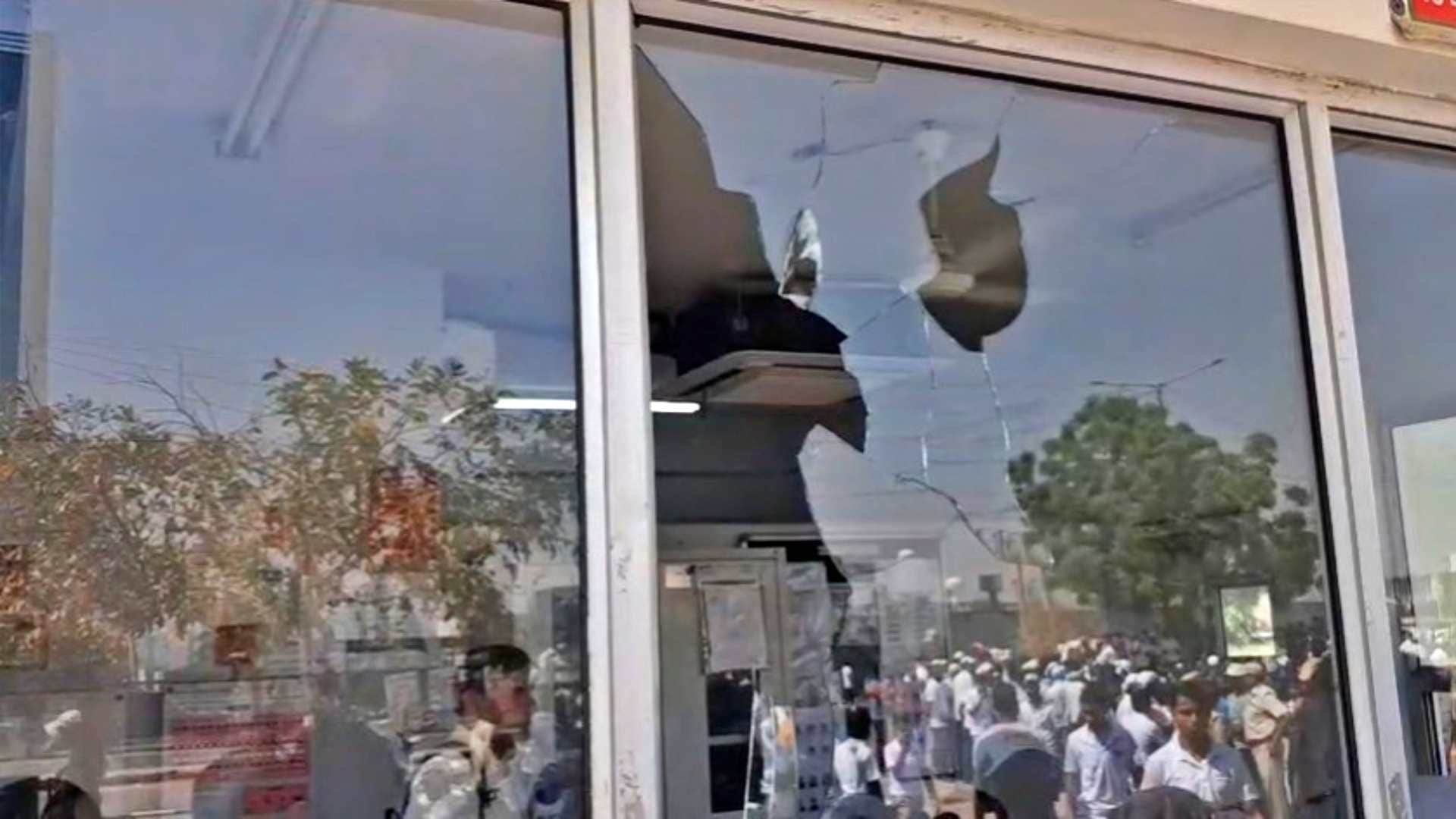 Neemrana Workers Protest 250 Contract Labourers Stage Demonstration Outside Nidec India Plant