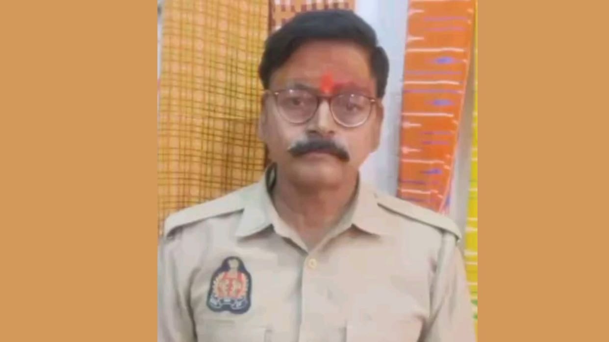 PRD Jawan Collapses While on Duty at Maa Vindhyavasini Temple Complex Died in Mirzapur