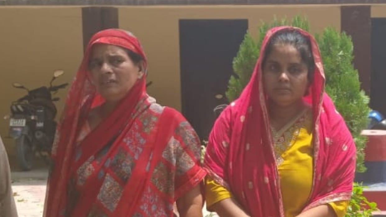 Two Women Arrested on Charges of Murder by Poisoning Cold Drink in Azamgarh