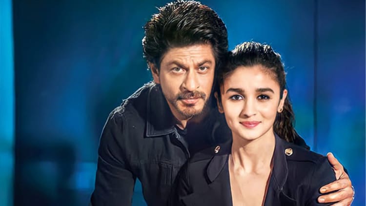 क्या सलमान की जगह शाहरुख खान करेंगे आलिया भट्ट के साथ रोमांस? 'इंशाअल्लाह' को लेकर आई बड़ी अपडेट!