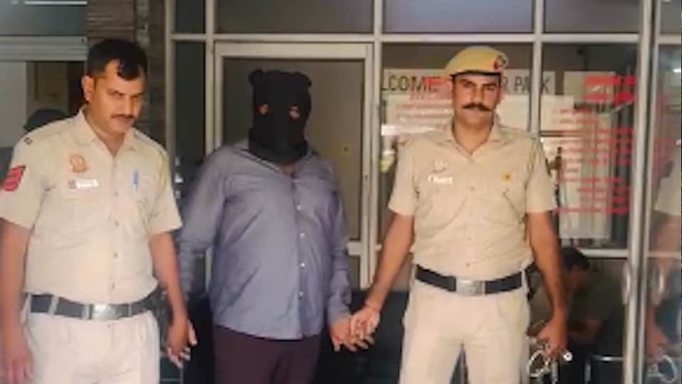 father and son Murder Case Father and Son Killed for Failing to Return Car and Money Accused Arrested in Okhla