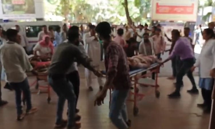 Ajmer Bus Accident: पुष्कर घाटी में दर्दनाक हादसा, 150 फीट खाई में गिरी बस; बच्चे की मौत कई घायल