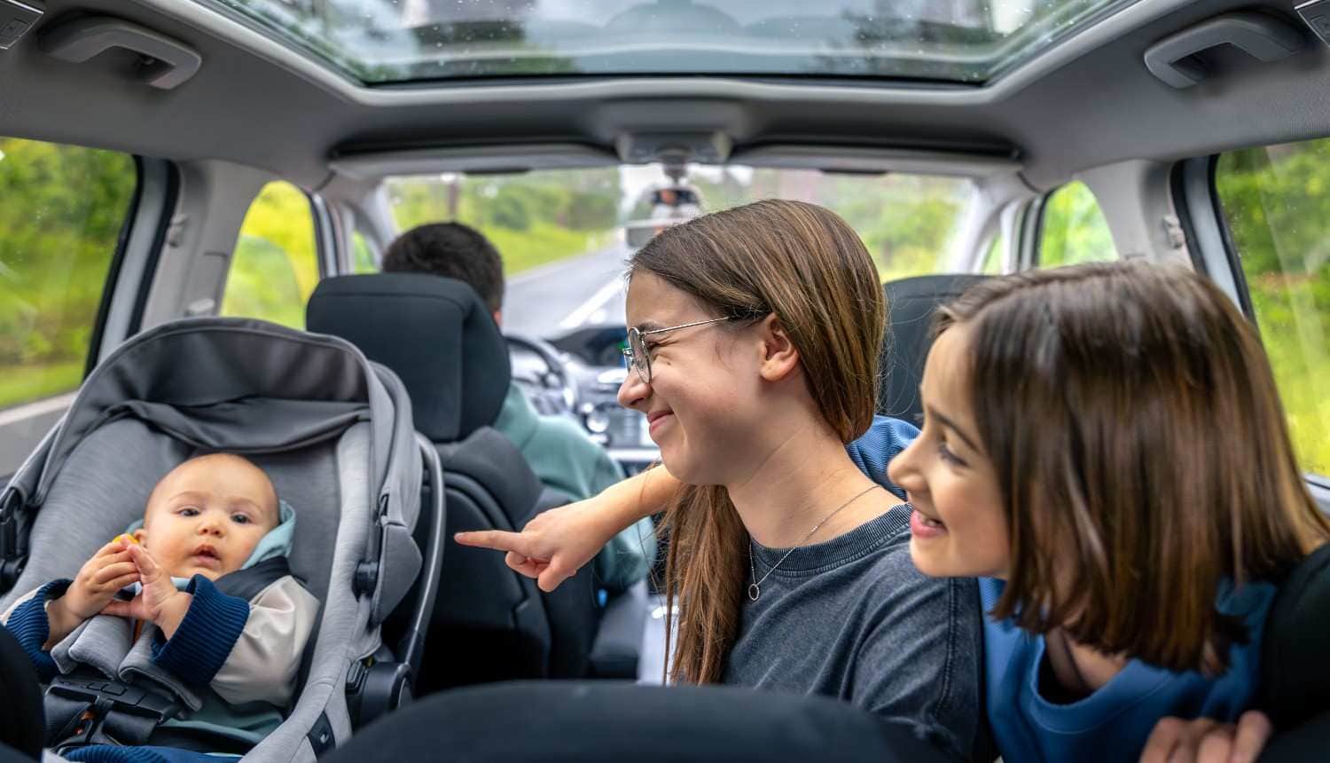 ISOFIX-Equipped Cars and Child Safety, want Make Traveling Children Safe? Overlook Measures