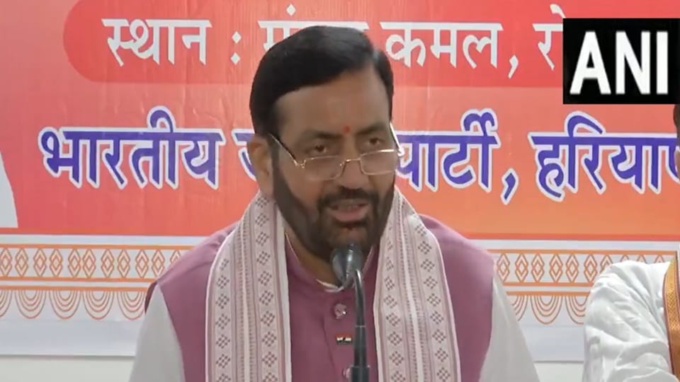 Haryana govt will provide loan to his employees