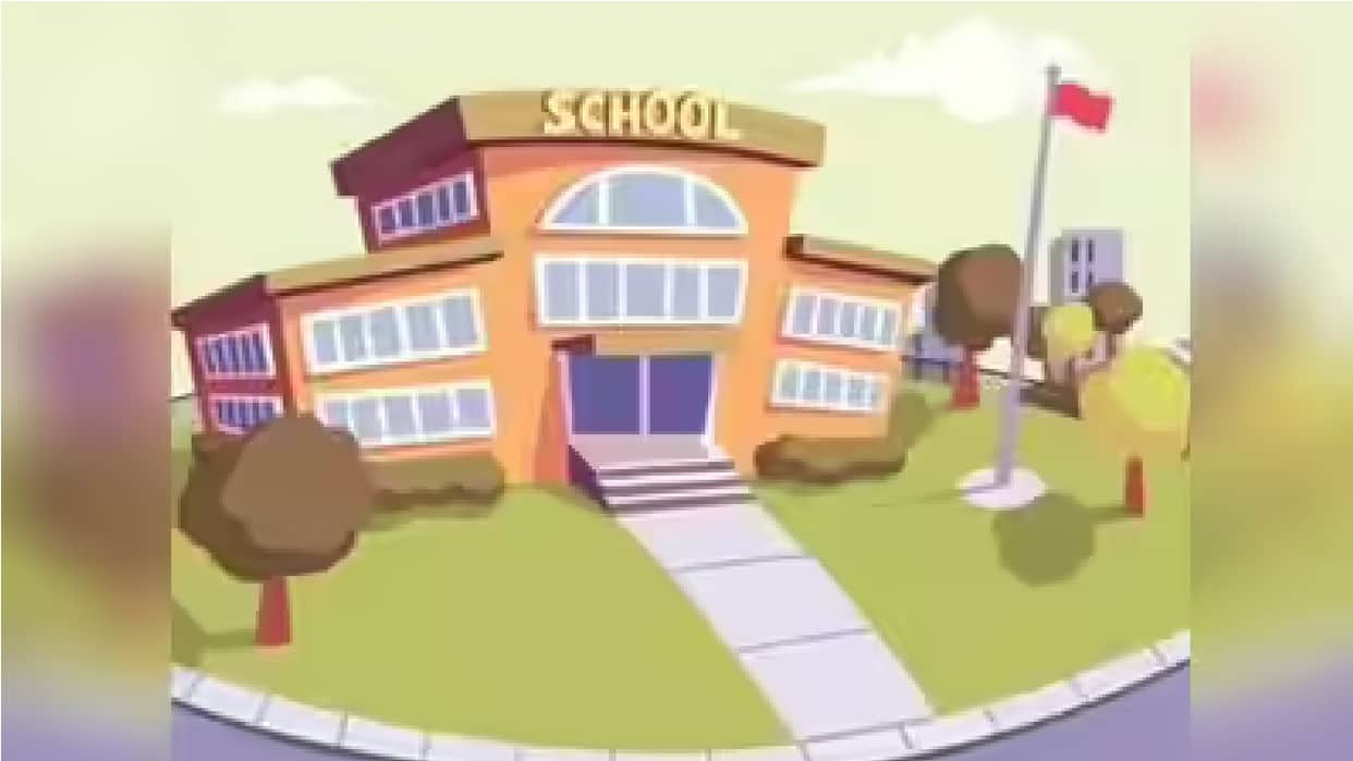 Private Schools Dominate Secondary Education in Agra; Only 40 Government Schools Against Nearly 800 Private In