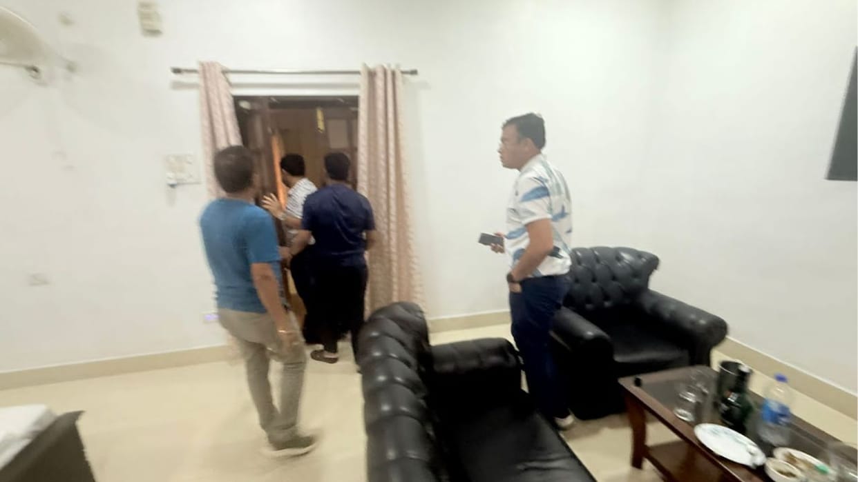 Investigation on instructions of Minister in case of liquor party in Korba Rest House