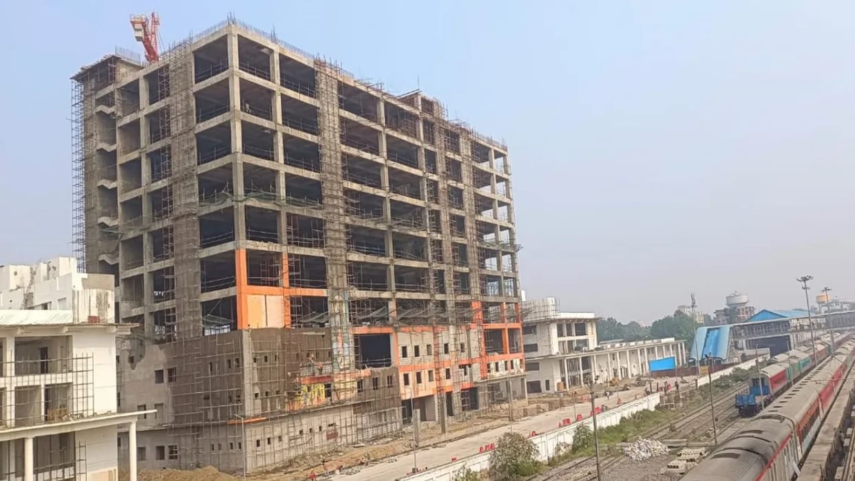Prayagraj: Staying at Prayagraj Junction will be easy, hotel will open in Five G Building