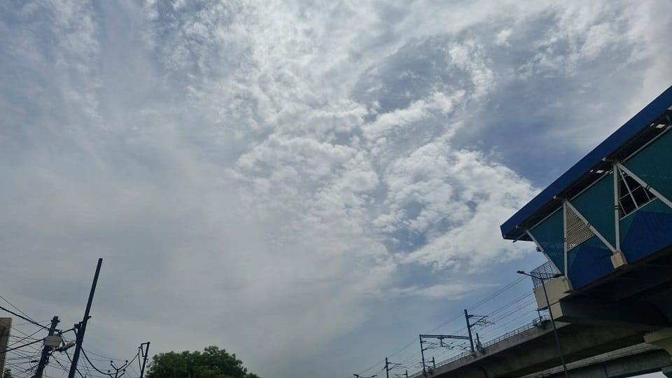 Meerut weather today: The strong sunlight since morning made us miserable, light clouds covered the sky