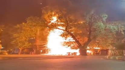 Prayagraj: Massive fire breaks out in three-storey building of Narayan Restaurant