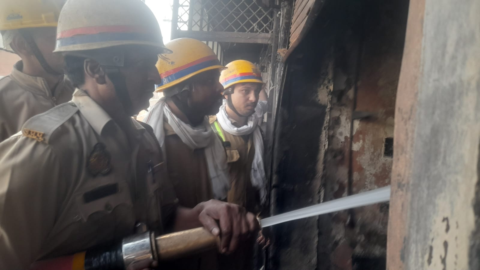 Meerut: Fire Breaks Out at Paper Mill in Sardhana, Panic Among Workers