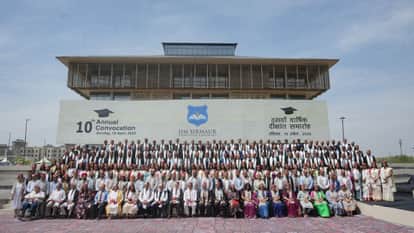 IIM Sirmour: Keshav Jaswal Receives Chairman's Gold and Yash Receives Director's Gold in the MBA Program