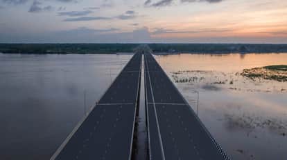 Ganga Expressway Opens: Can You Really Reach Prayagraj from Meerut in 6 Hours?