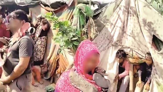 गांव गारवगढ़ी में जूते-चप्पल की माला पहनाकर अपमानित किए गए दंपती