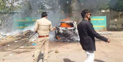 Fire Chaos in Court Parking three Vehicles Reduced to Ashes