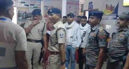 Bihar News: police team attacked three injured sub inspector arrested accused in jamui news