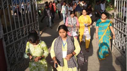 UP Assistant Professor Recruitment Exam Time Consumed in Solving GS Questions in Varanasi