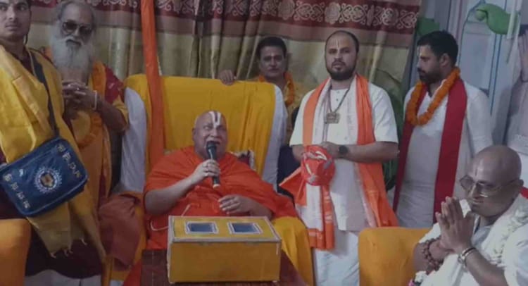 Bihar: अडियल रवैया छोड़ें बालेन शाह! जगद्गुरु बोले- अयोध्या-जनकपुर के दिलों को नहीं बांट सकती सीमा की दीवारें