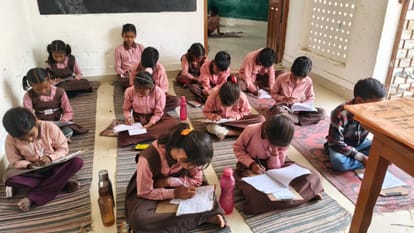 UP: Aided junior high schools get 65 headmasters, department allocates schools to candidates