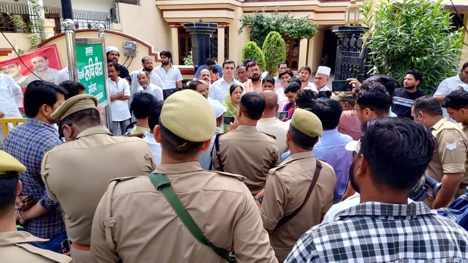 Thakurdwara Unrest: Silence Descends Lanes of Narayanpur Chhanga; SP MP Barred from Entering Village