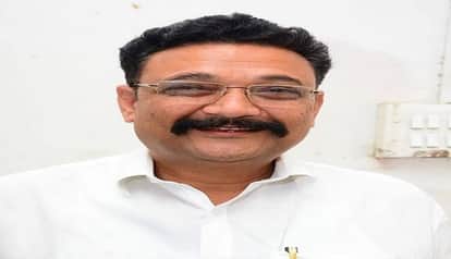 The battle between Singh and Singhal in Jaspur is intensifying and they will face each other again today