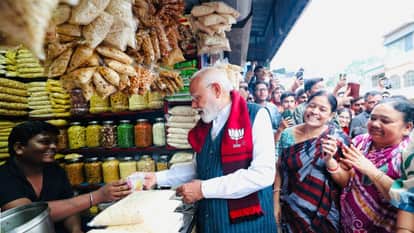 west bengal Election kolkata jhalmuri vendor pm narendra modi met in jhargram