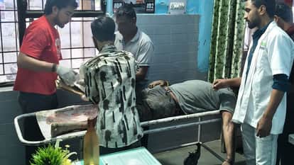 Shamli: A young man was walking on the railway track, one leg got severed after being hit, he got head injury.