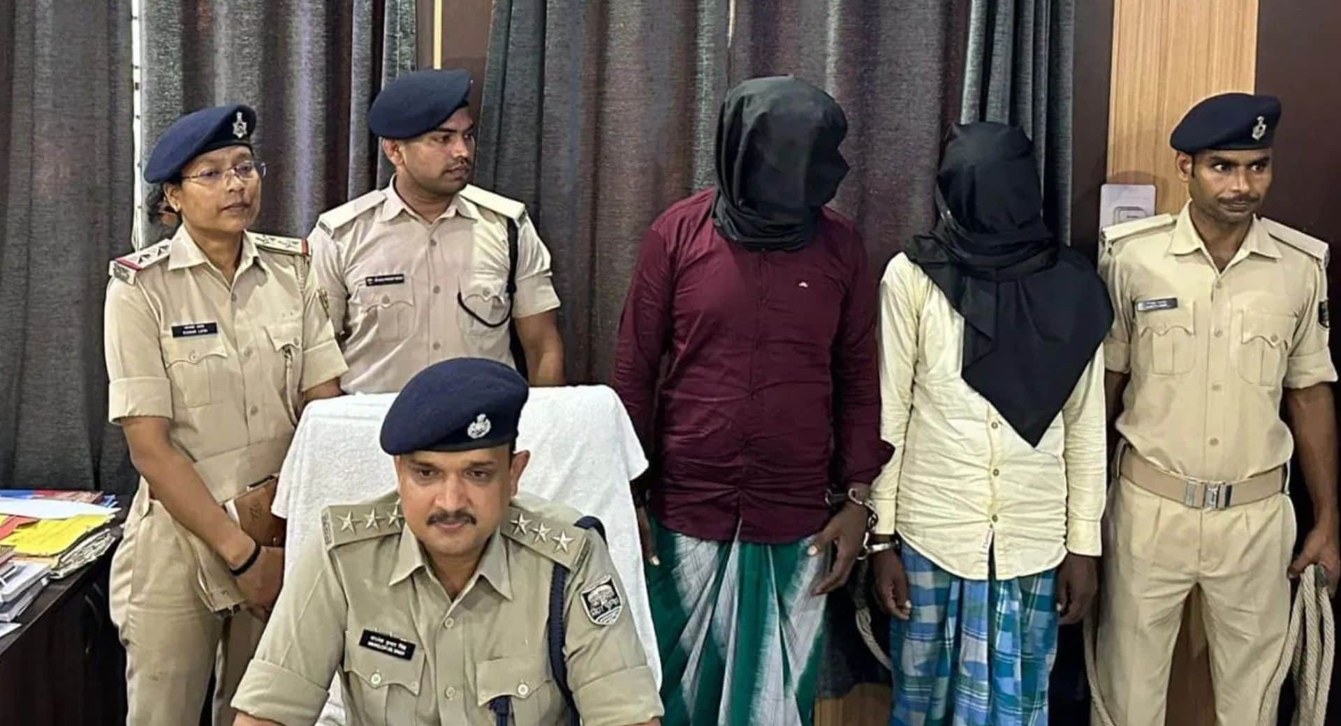 पुलिस ने दोनों आरोपियों को गिरफ्तार किया