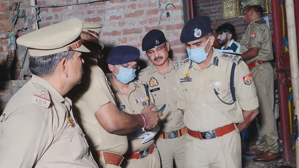 Couple Murder Case: Police Register Case Against 70 People, Including Victim Family; Charge  Blocking Road