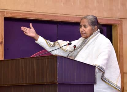 UP: Secondary Education Minister said- SP-Congress can make only their own daughters PM-MP.