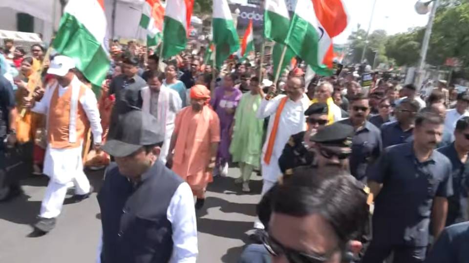 'Jan Akrosh Mahila Pad Yatra' Launched Over Failure to Pass 'Nari Shakti Vandan Adhiniyam' CM Yogi Joins In
