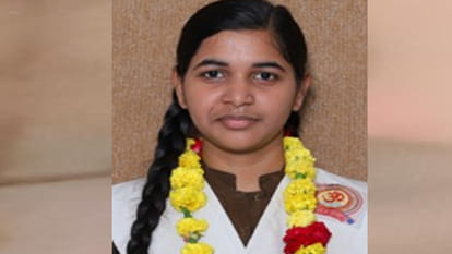 JEE Main: Father Runs a Tea Stall, School Covers Coaching Fees—Now Nitin Set to Appear for JEE Advanced
