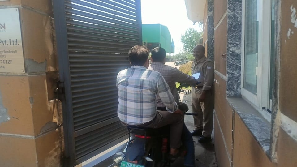 Muzaffarnagar: GST team raids the rolling mill of former MLA Noor Salim Rana, fear of tax evasion