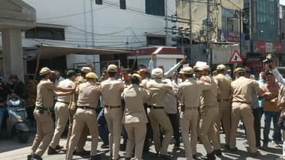 rotested against JK Scard Bank, clashed with police.