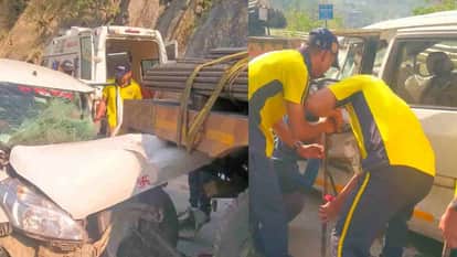 Tehri Accident car collides with truck loaded with steel rods; woman dies on the spot, seven injured