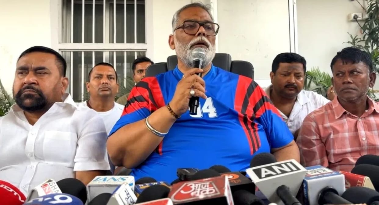 Notice Thrown Into the Dustbin MP Pappu Yadav Reacts Angrily to Women’s Commission Notice
