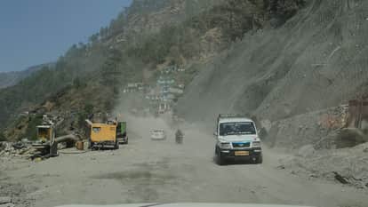 Badrinath Highway  Improvement work remains incomplete travel takes place amidst clouds of dust