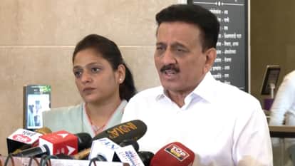 maharashtra Minister Girish Mahajan responds to a woman's anger over a traffic jam during bjp rally in Worli M